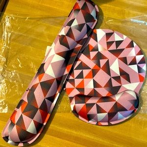 Mouse and keyboard pad